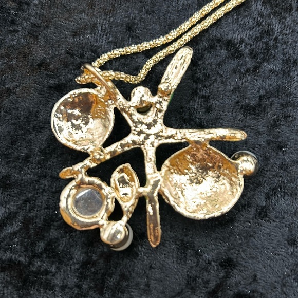 Betsey Johnson Starfish Pendant Necklace - Picture 2 of 4